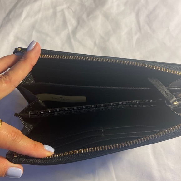 Kate spade wallet - Picture 3 of 5
